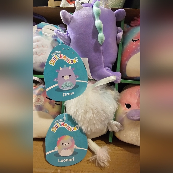 Original SquishMallows Holiday Tie Dye Set Of 8 New in Box - Picture 10 of 16